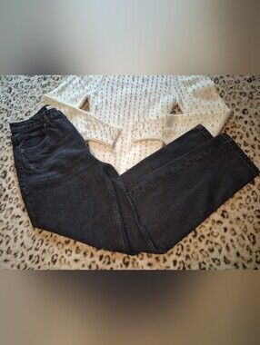 Zara High Rise Mom Jeans